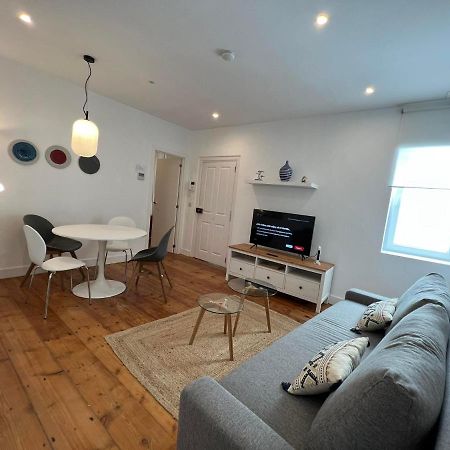 Ferienwohnung Peaceful 1Br With Shared Terrace At The Nook Gibraltar Exterior foto