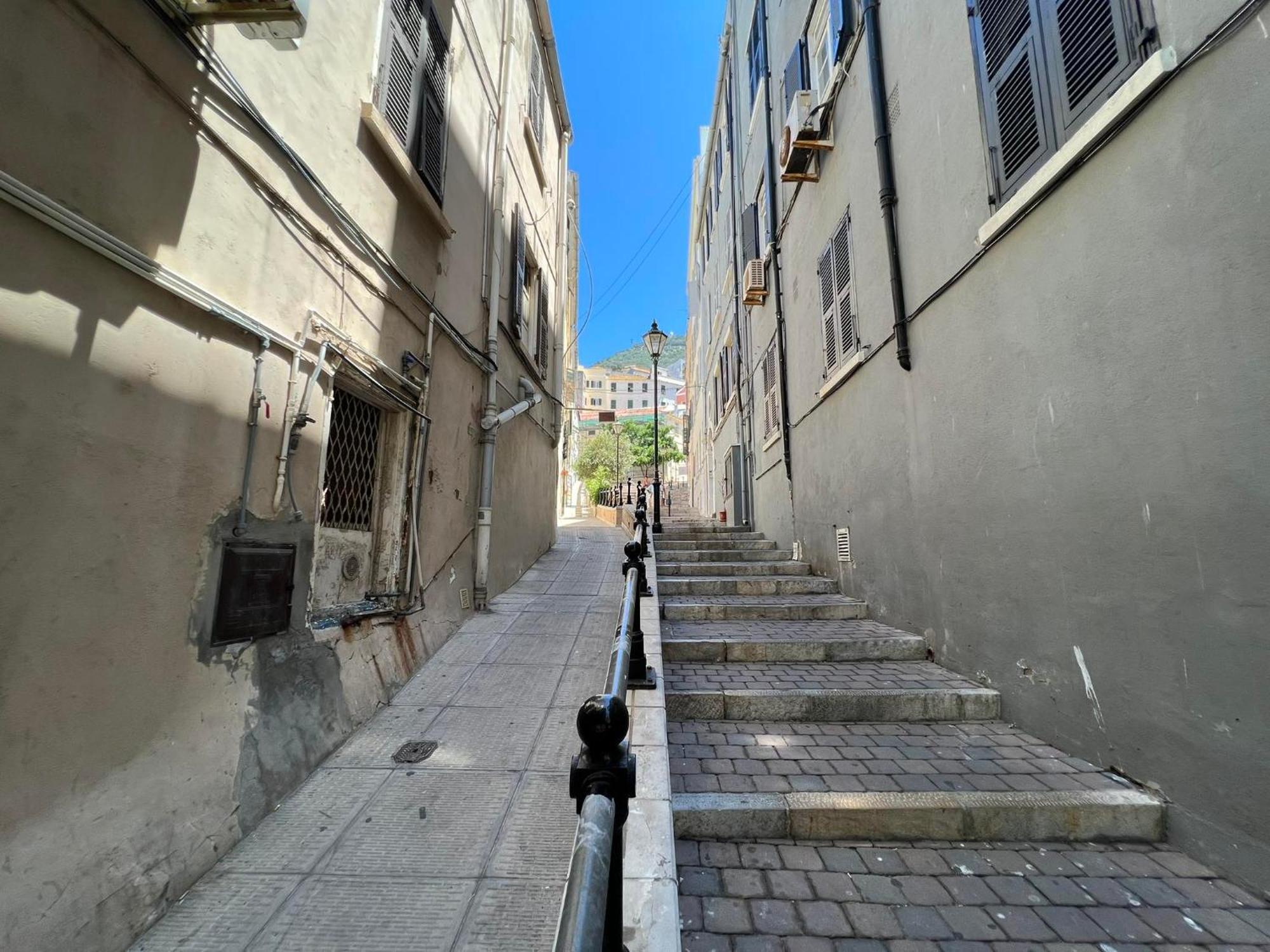 Ferienwohnung Peaceful 1Br With Shared Terrace At The Nook Gibraltar Exterior foto