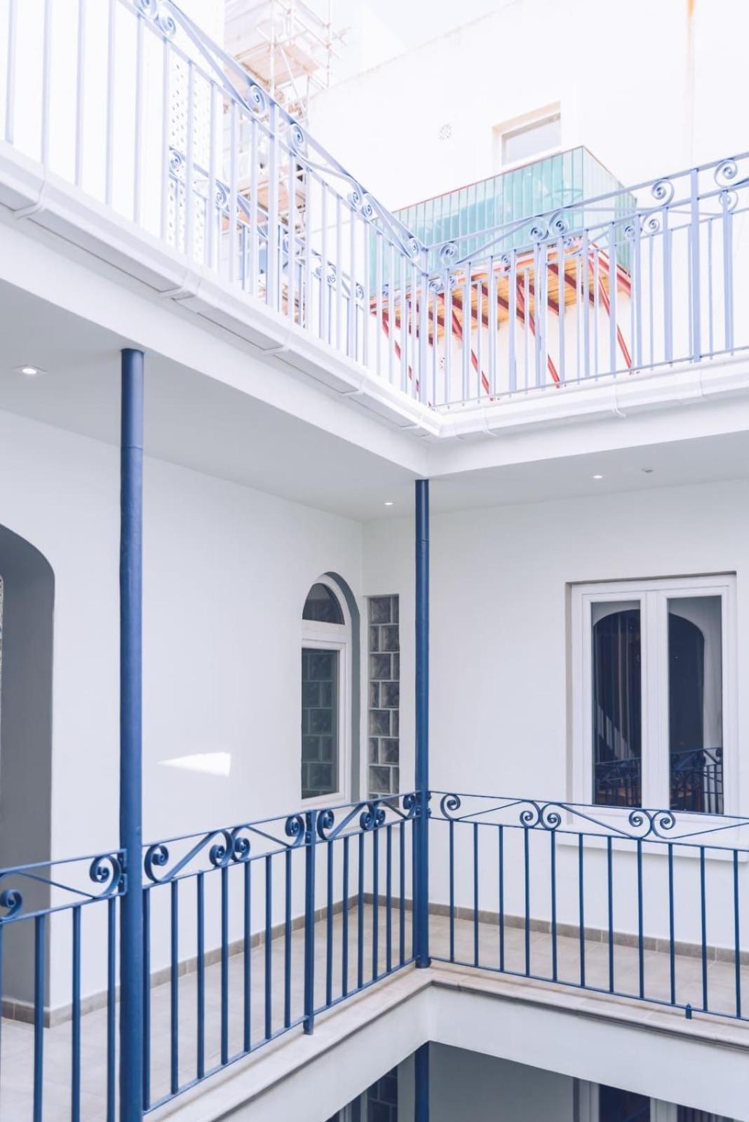 Ferienwohnung Peaceful 1Br With Shared Terrace At The Nook Gibraltar Exterior foto